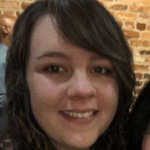 Meet your Posher, Deana